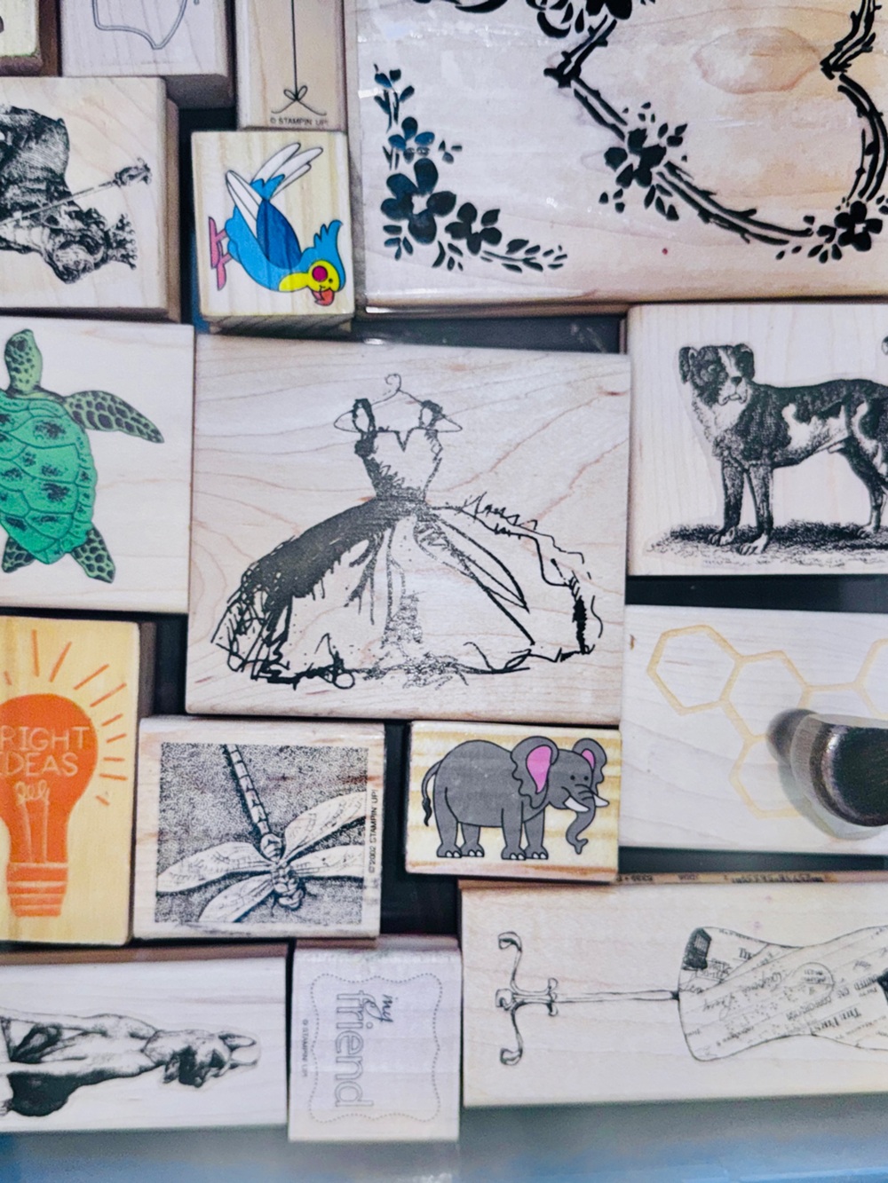 Stampin’ up! Lot of over 30 Mounted Stamp Set with Dress & Animal Designs